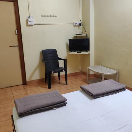 Shraddha Lodge Ratnāgiri Extérieur photo