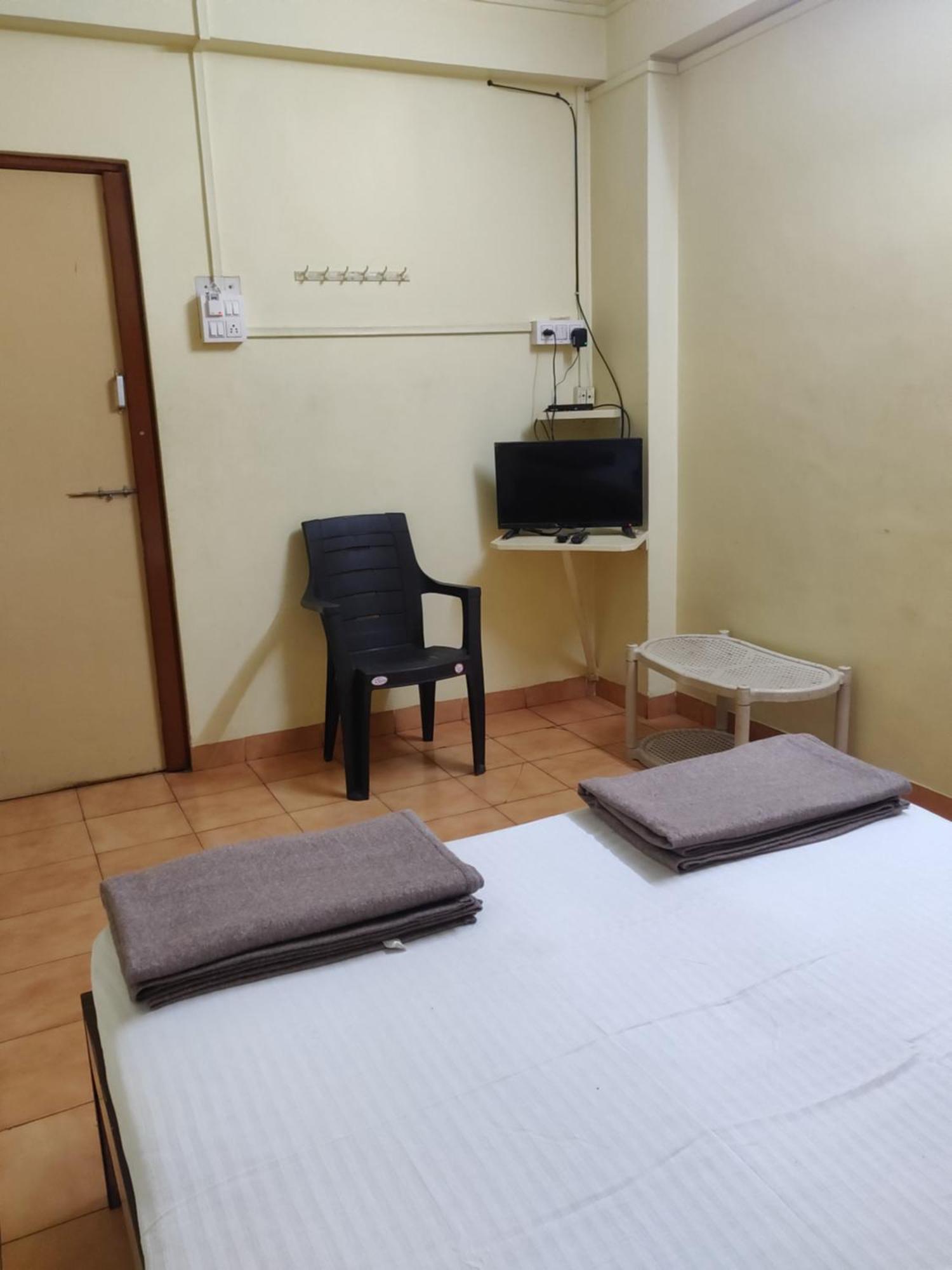 Shraddha Lodge Ratnāgiri Extérieur photo