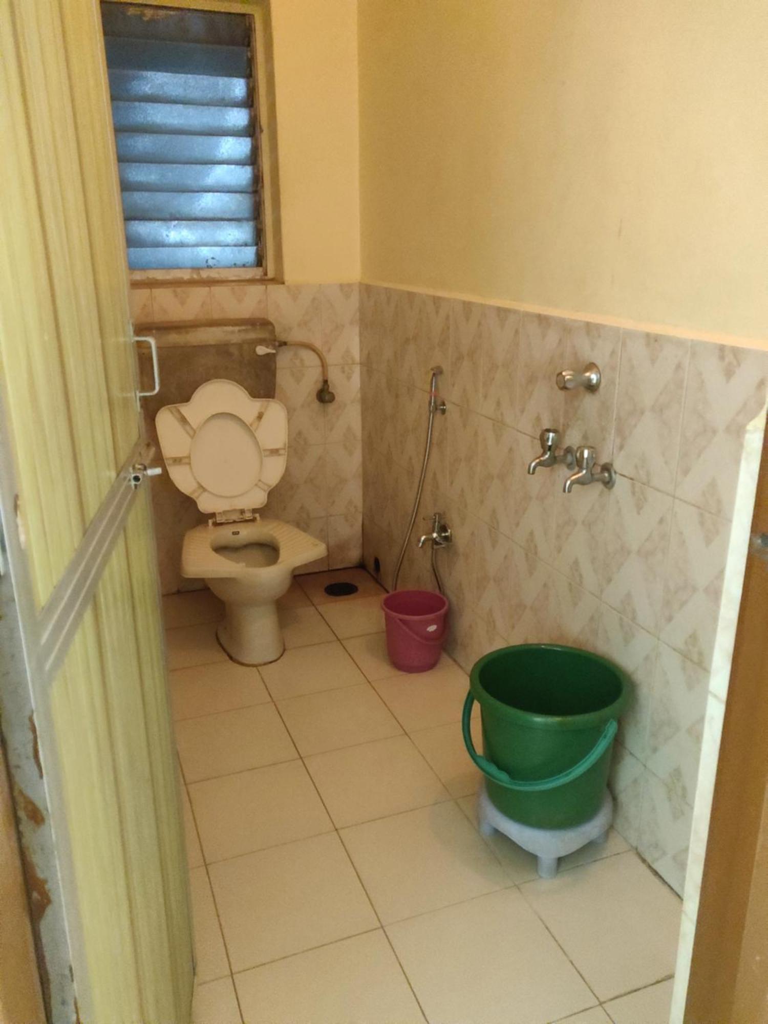 Shraddha Lodge Ratnāgiri Extérieur photo